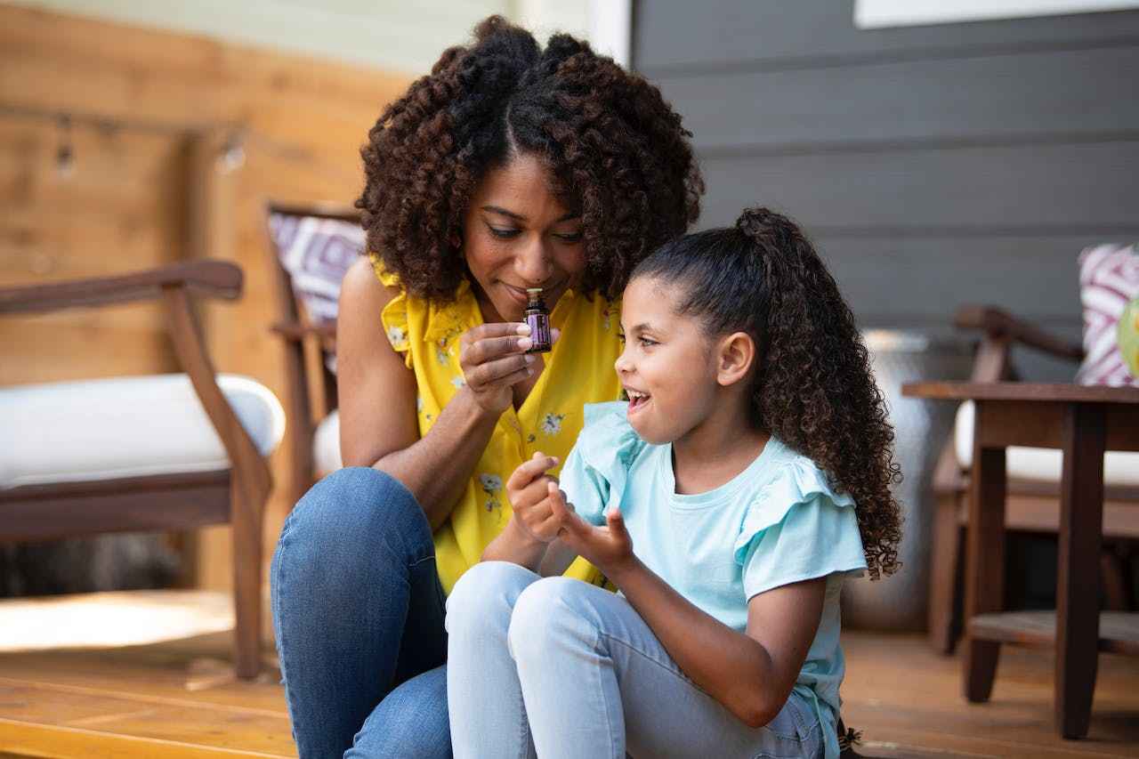 Inhale to use essential oils 